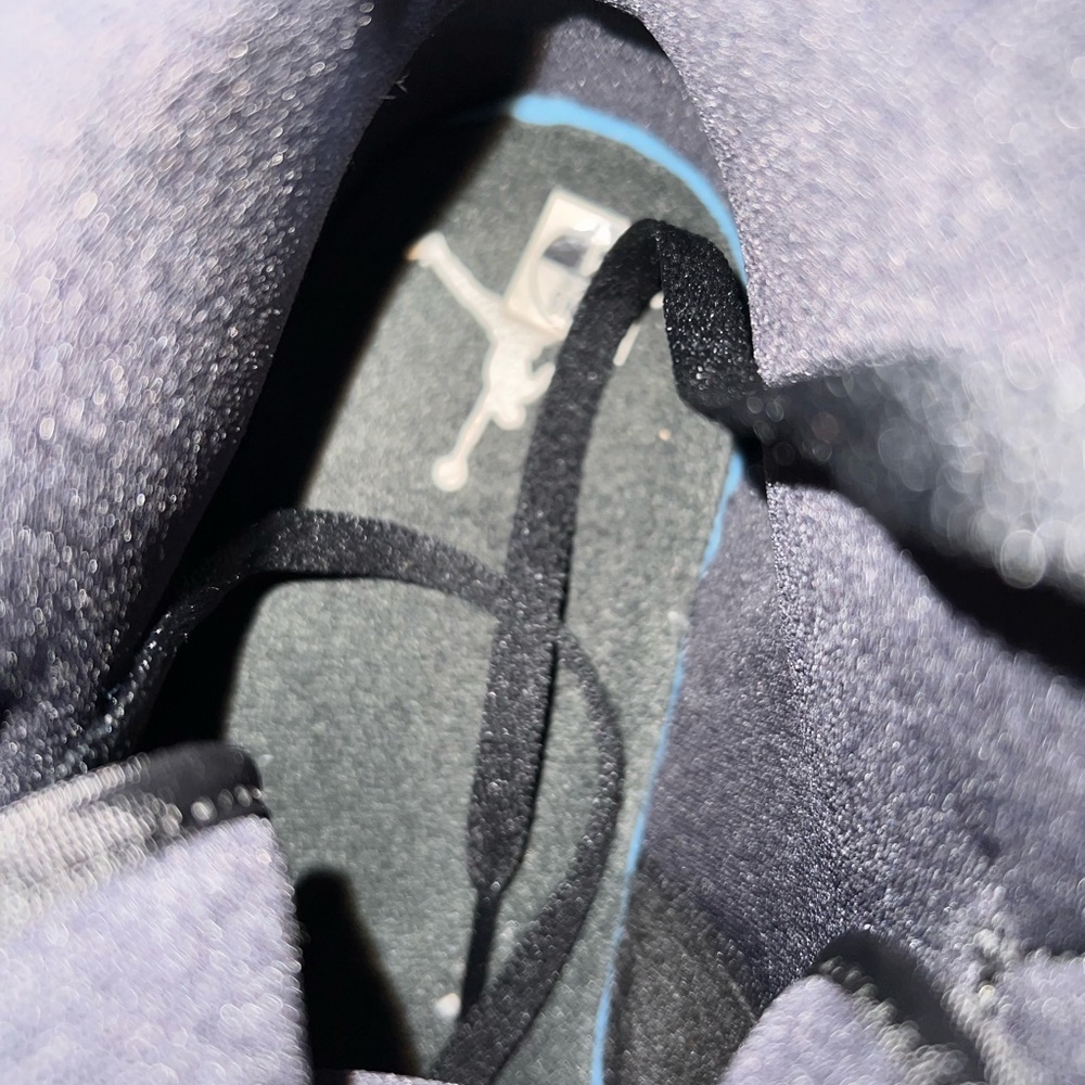 Jordan 1 Mid - Picture 7 of 12